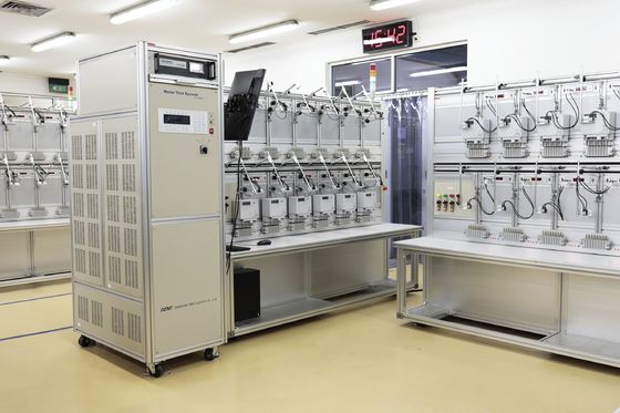 Guter Preis Genauigkeit 0,02% Energiezähler-Prüfstand Voll automatisiertes Zählerprüfsystem Online